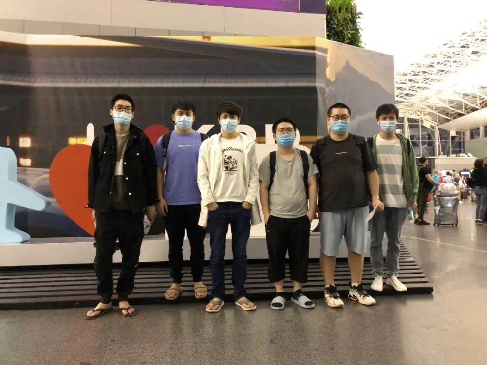 出牌