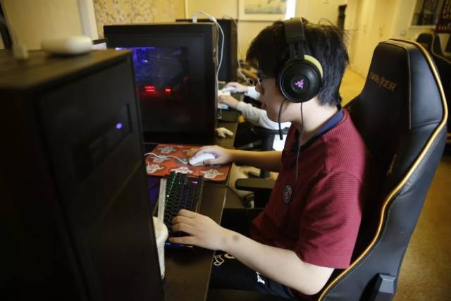 德州扑克高手把边界看得很重（德州扑克高手高度重视边界意识）